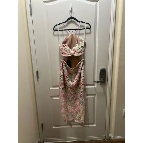 Elliatt Salerno Floral lace Wedding guest dress multicolor size S NWT $394 - Picture 7 of 8